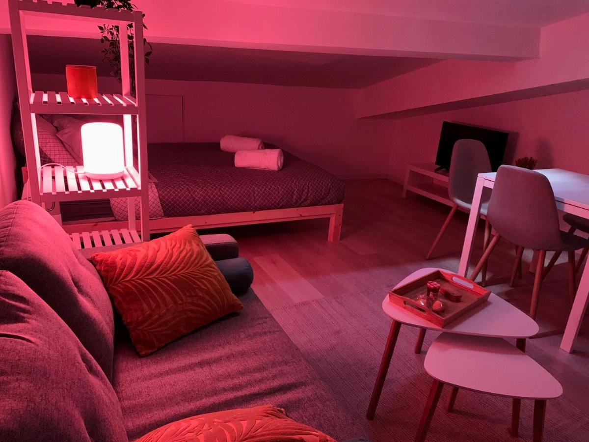 Ferienwohnung Studio Avec Lumiere D'Ambiance - Proche Victoire Bordeaux Exterior foto